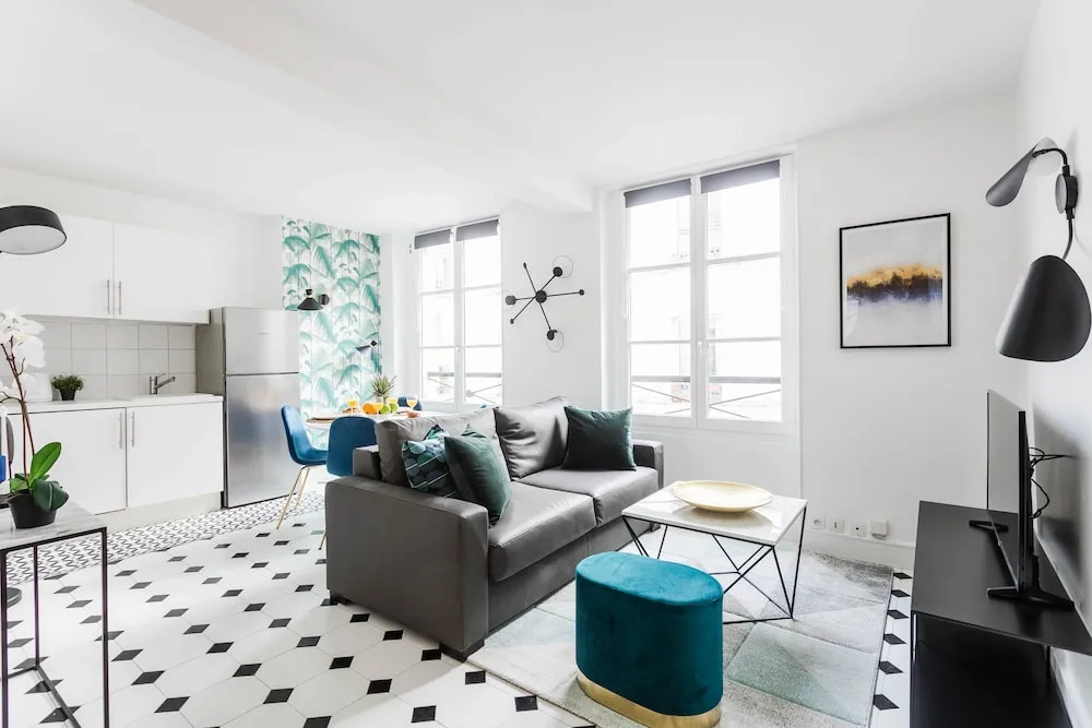 République - Le Marais Apartment