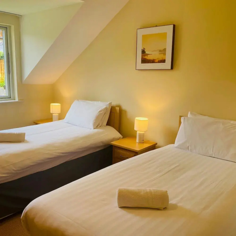 3 Bedroomed House With View of Kenmare Bay Estuary