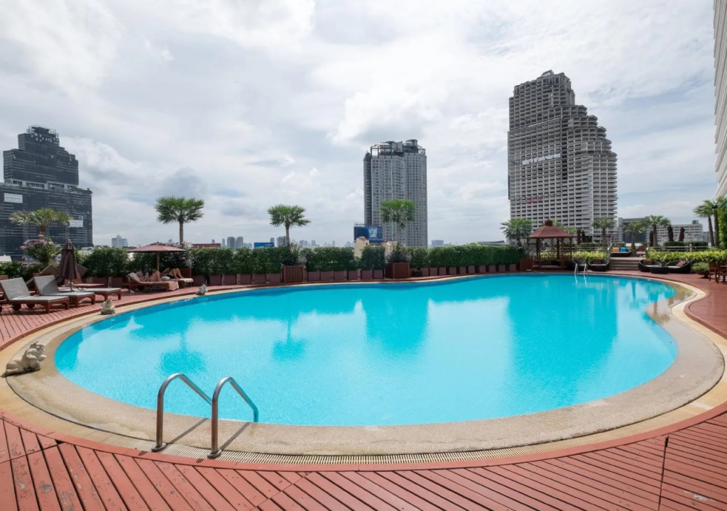 Centre Point Plus Hotel Silom