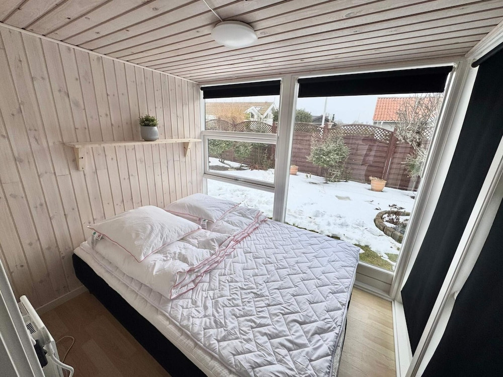 6 Person Holiday Home in Ronde