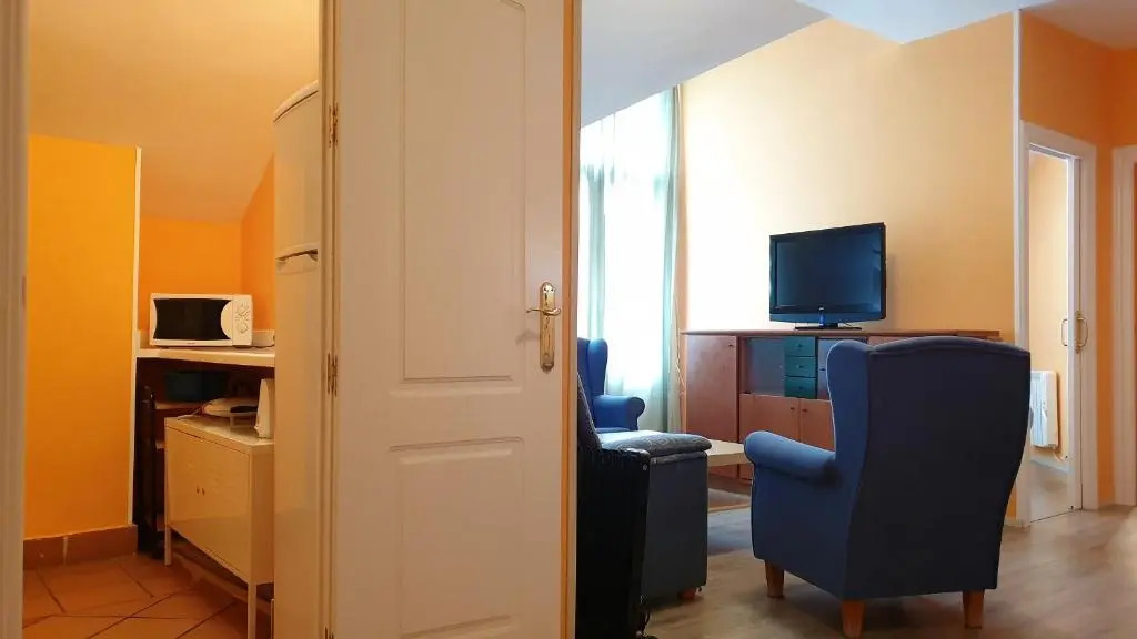 TODOSIERRANEVADA ZONA BAJA - APARTAMENTOS DE 4 DORMITORIOS - Junto a los Telecabinas