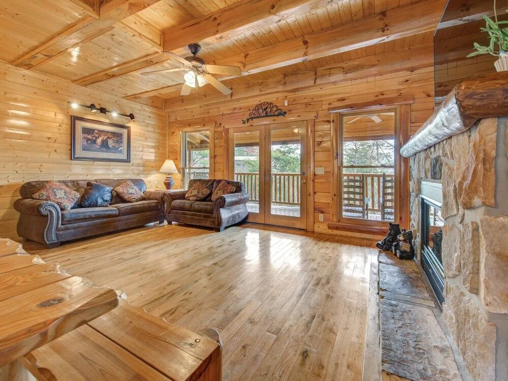 Moonlight Lodge