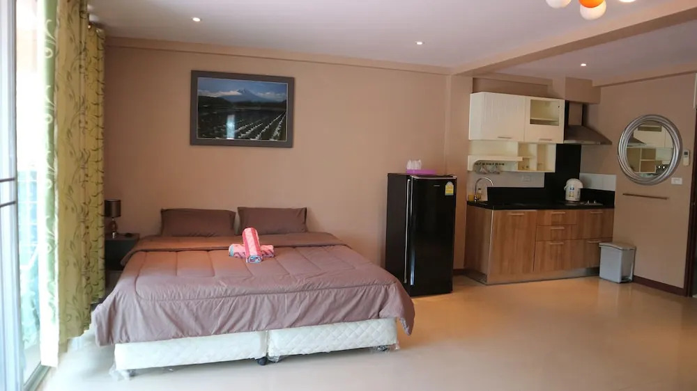 Sunee Mae Phim Apartment