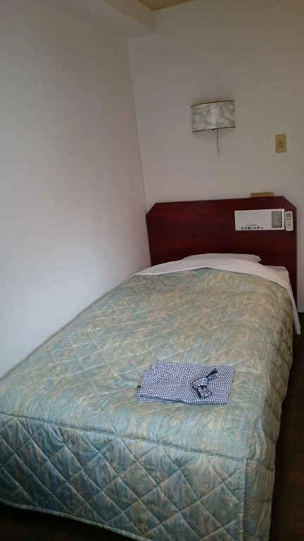 Million City Business Hotel