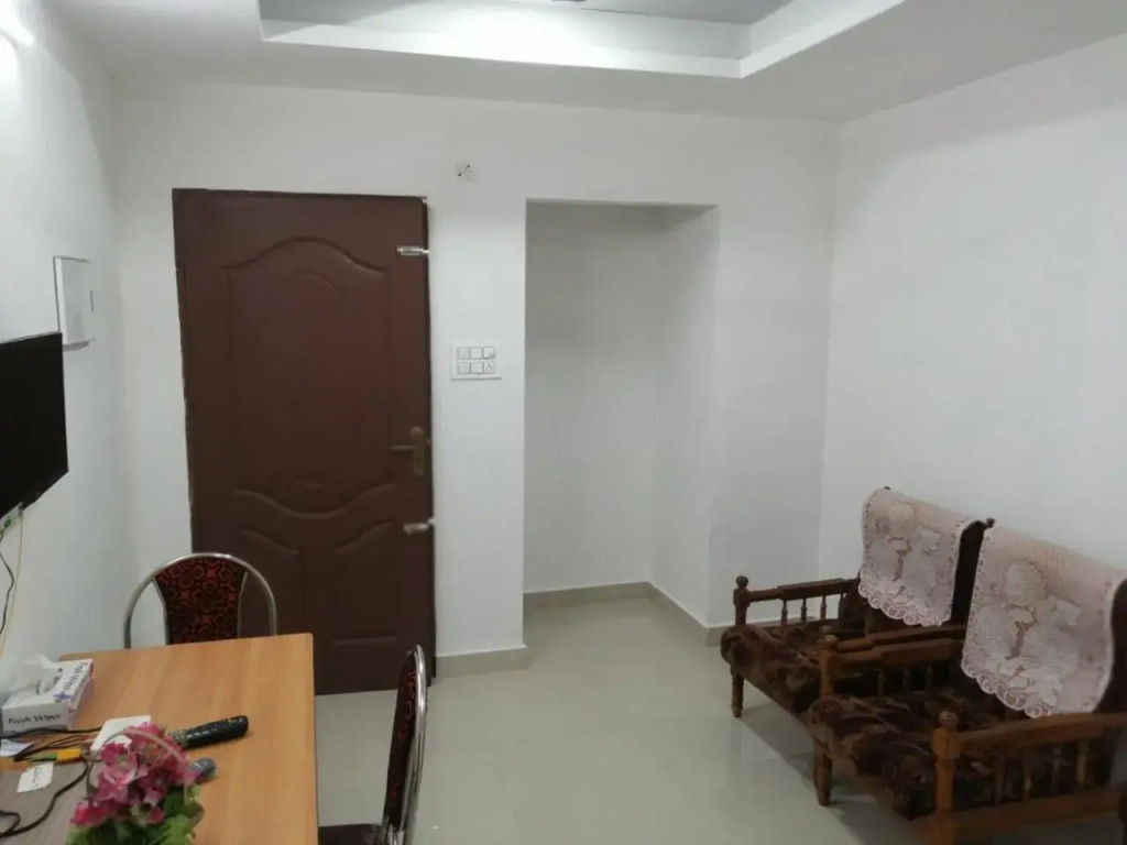B&B Apartments by OYO Rooms