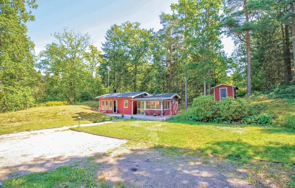 Beautiful Home in Örkelljunga With 2 Bedrooms and Wifi