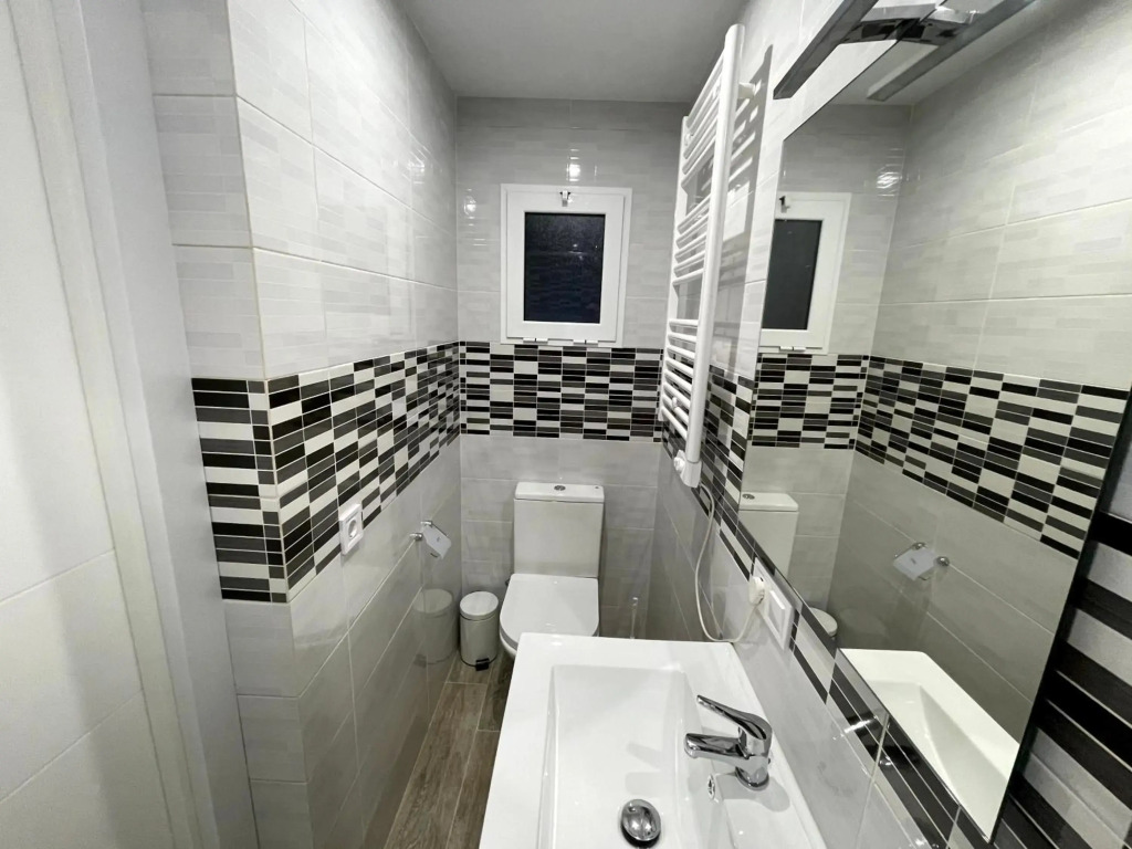 Sant Adria Beach apartment Wi-Fi Parking Free