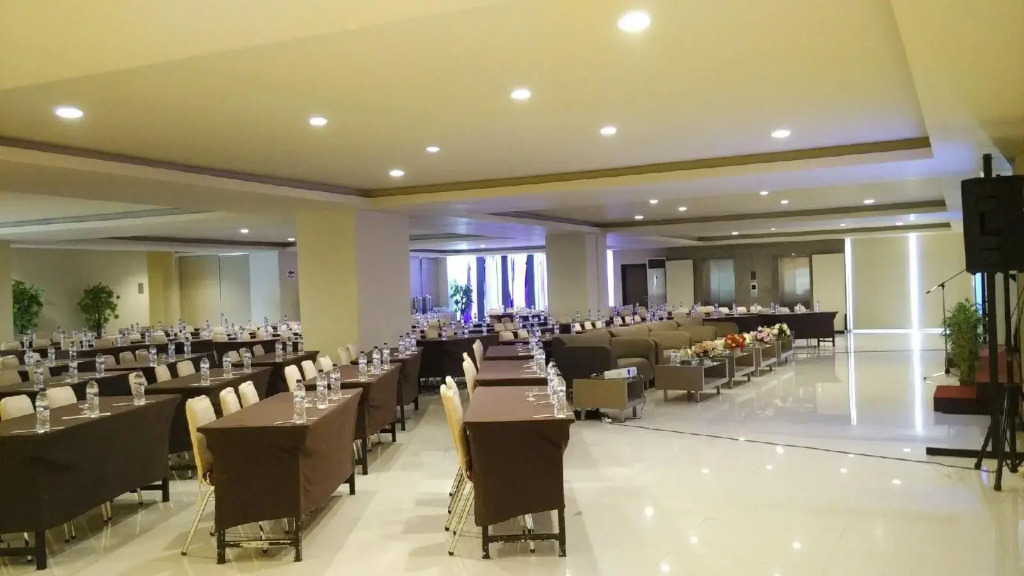 Grand Citihub Hotel at Panakkukang