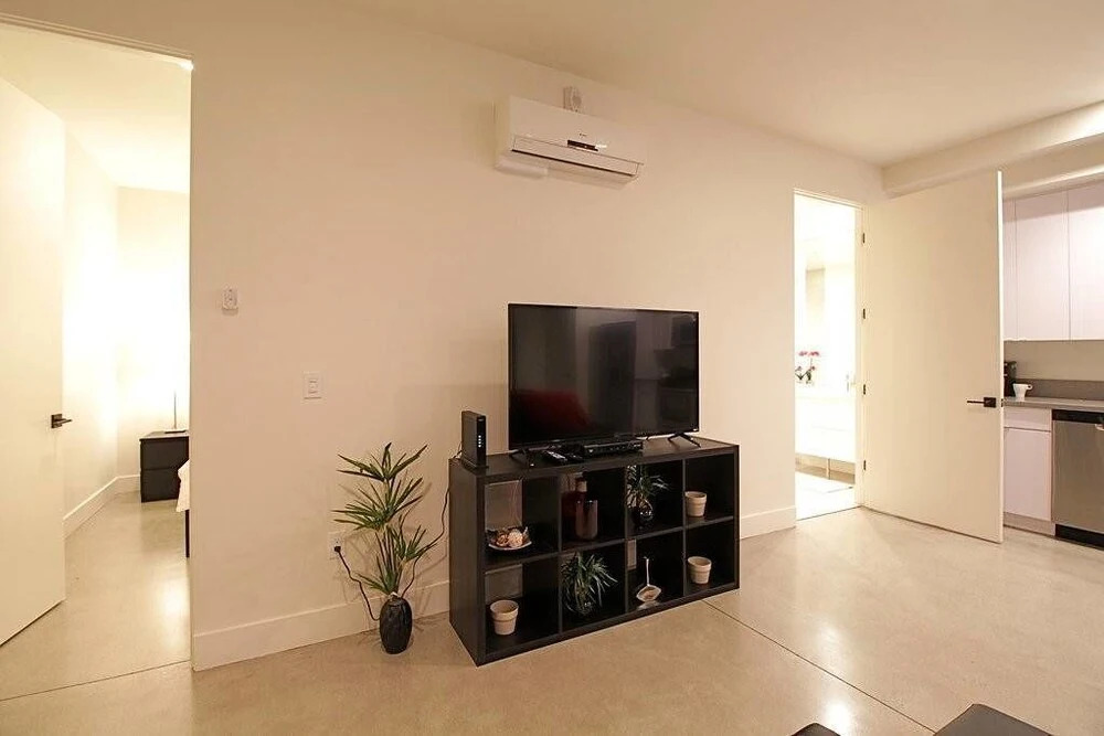 4516 Utah St Prime 1br