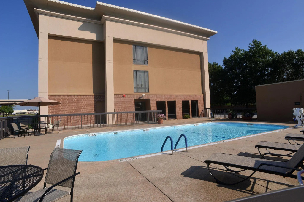 Hampton Inn Springfield-South