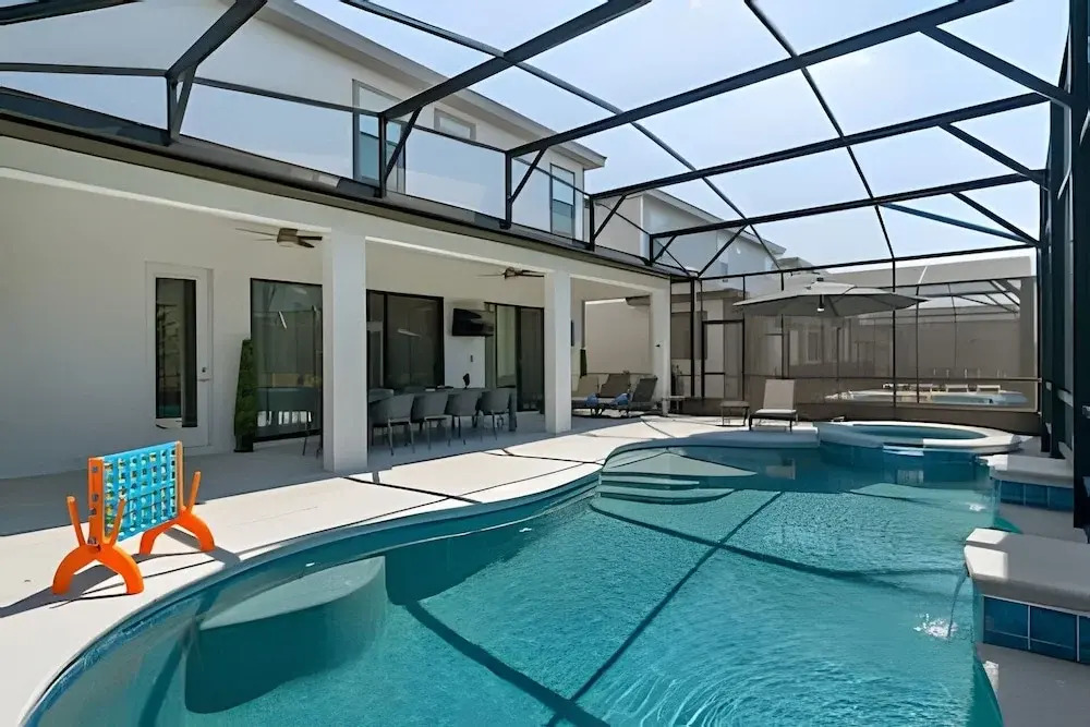 Luxury 6BR Near Universal, Pool, Spa & Game Room