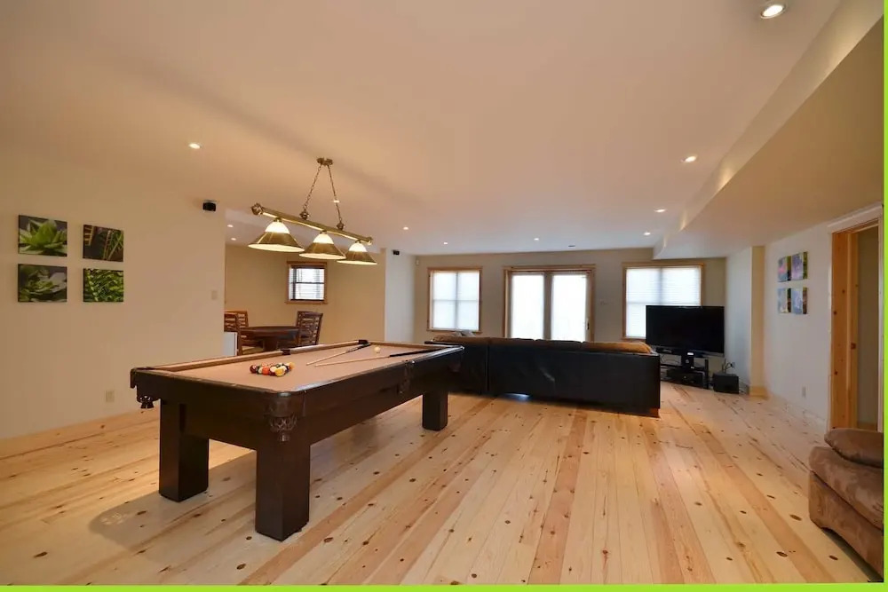 Chalet Deer Lodge
