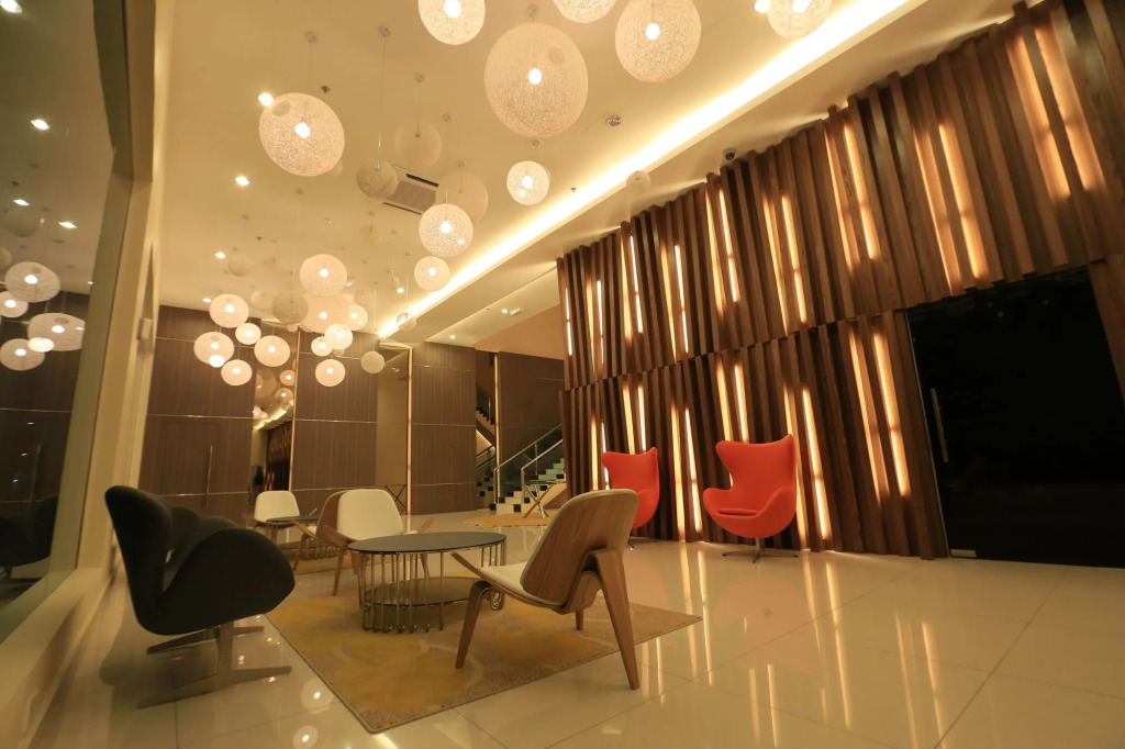 Supreme Hotel