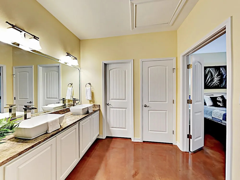 Sail Away Coastal Port Aransas Condo by RedAwning