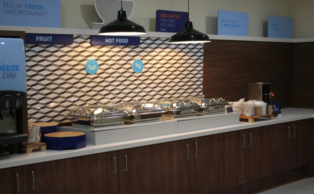 Holiday Inn Express & Suites - Hardeeville-Hilton Head by IHG