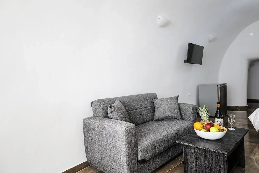 Xaravgi Resort Suites