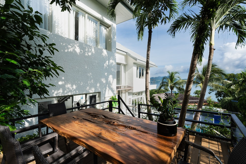Patong Seaview Luxury Pool Villa