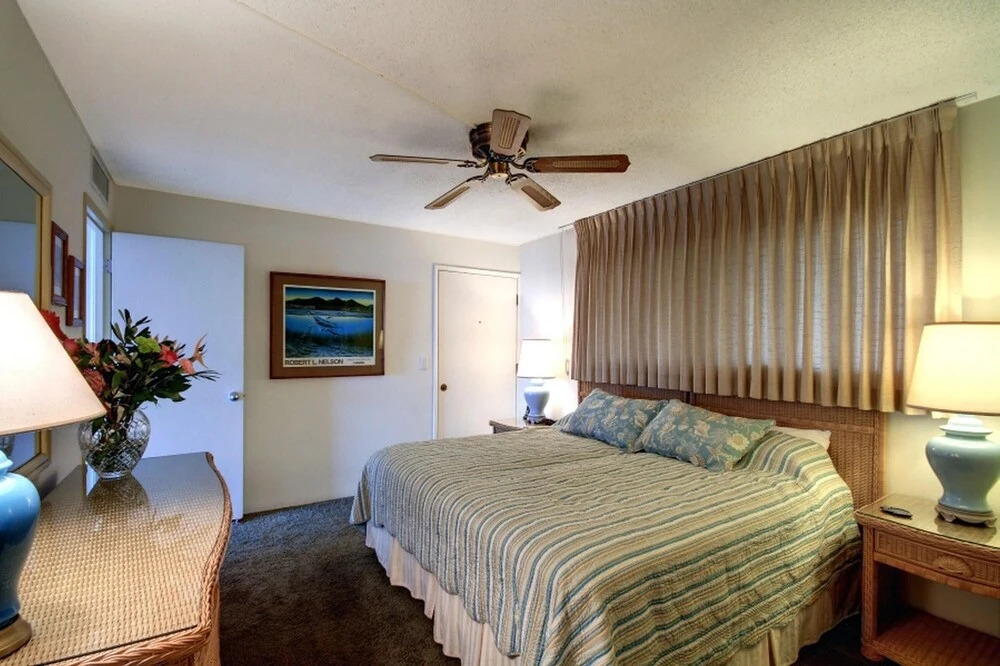 Kihei Beach #405 by Ali'i Resorts