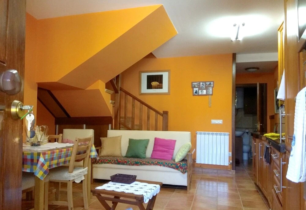 House With 2 Bedrooms in Santa Cruz de los Cuérragos, With Wonderful M