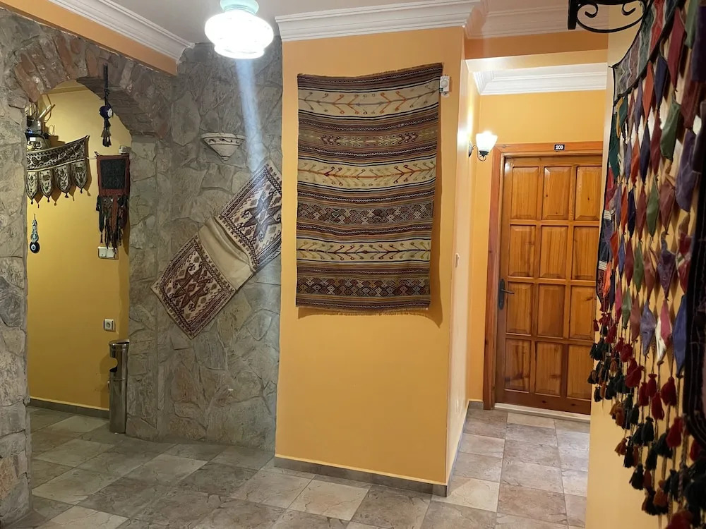 Nazar Hotel
