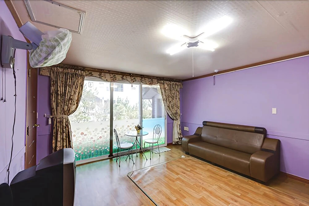 Pohang Loren Pension