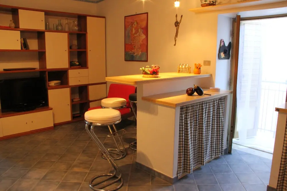 Typical Sicilian one Bedroom Apartment in the Heart of the Historic Center