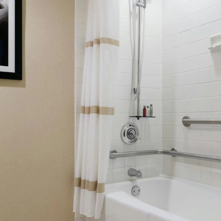 Long Island Marriott Hotel
