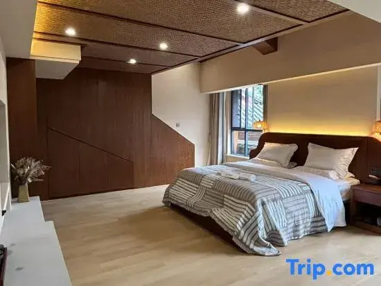 Lugu Lake Scenic Area M·S Muxiyuan Smart Homestay