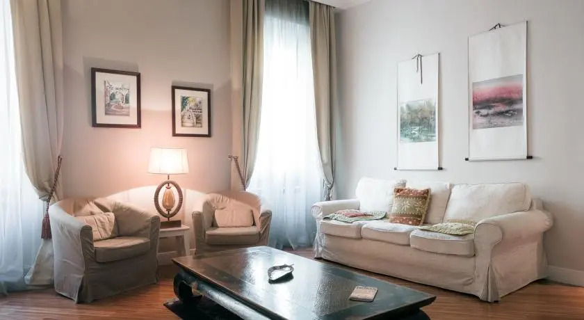 Monti Halldis Apartments