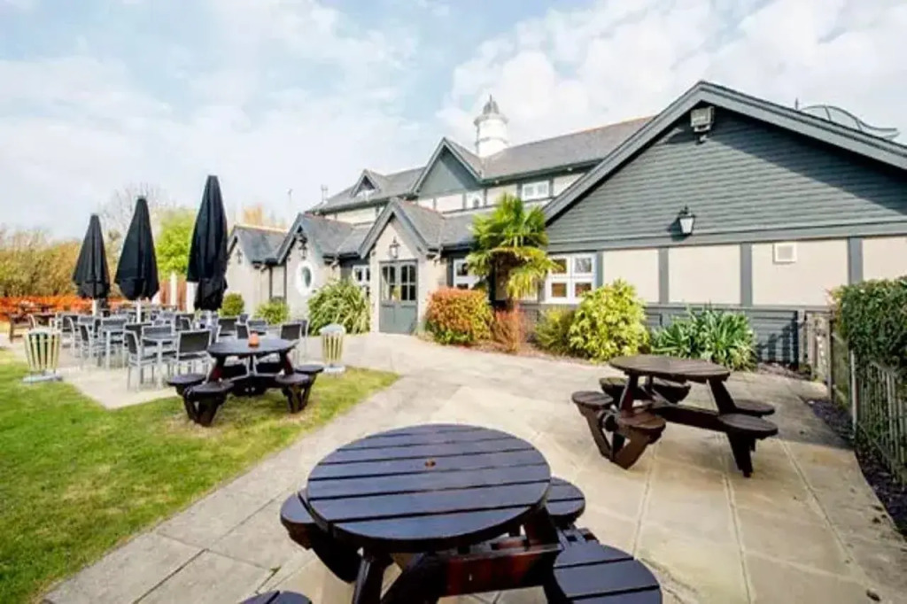 Premier Inn Weston-Super-Mare East (A370)
