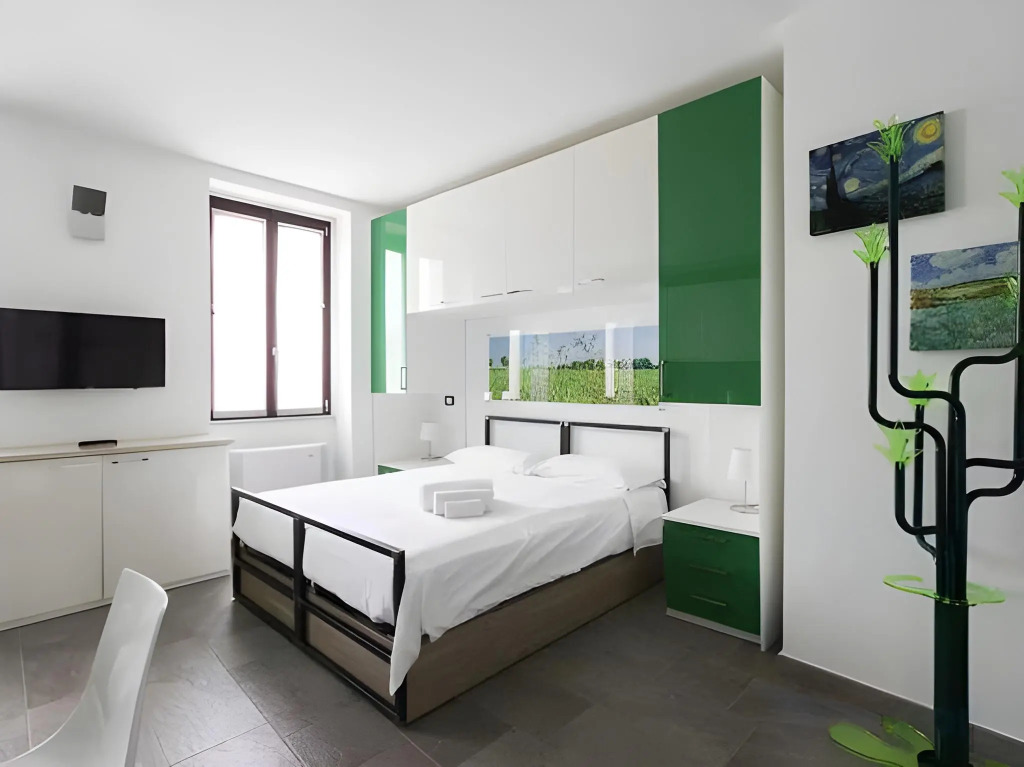 VERSOVERDE HOTEL Alzaia Naviglio Grande