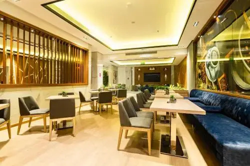 Gloustershire Hotel