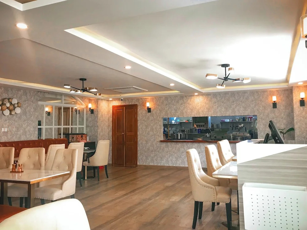 Mettavary Hotel
