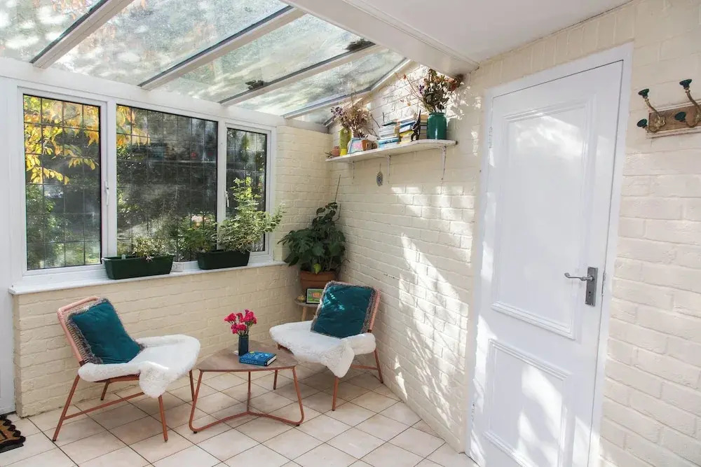 Spacious Private Annex Near Ashford