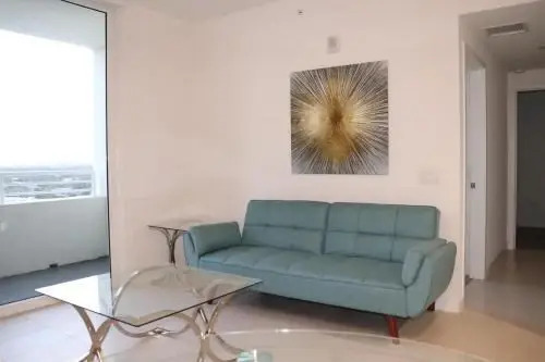 Fort Lauderdale Civic Center 30 Day Stays
