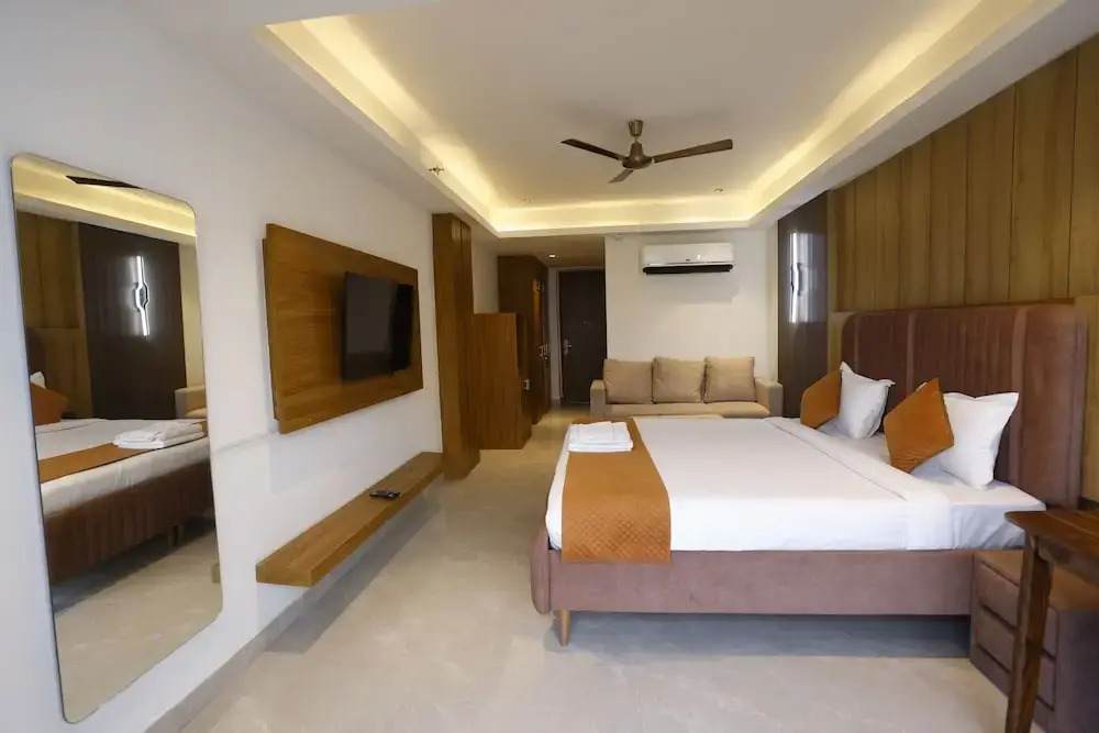 The Hoften Lotus Court Noida