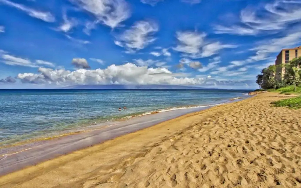 Ocean View Condo with Den in Magnificent Honua Kai K640