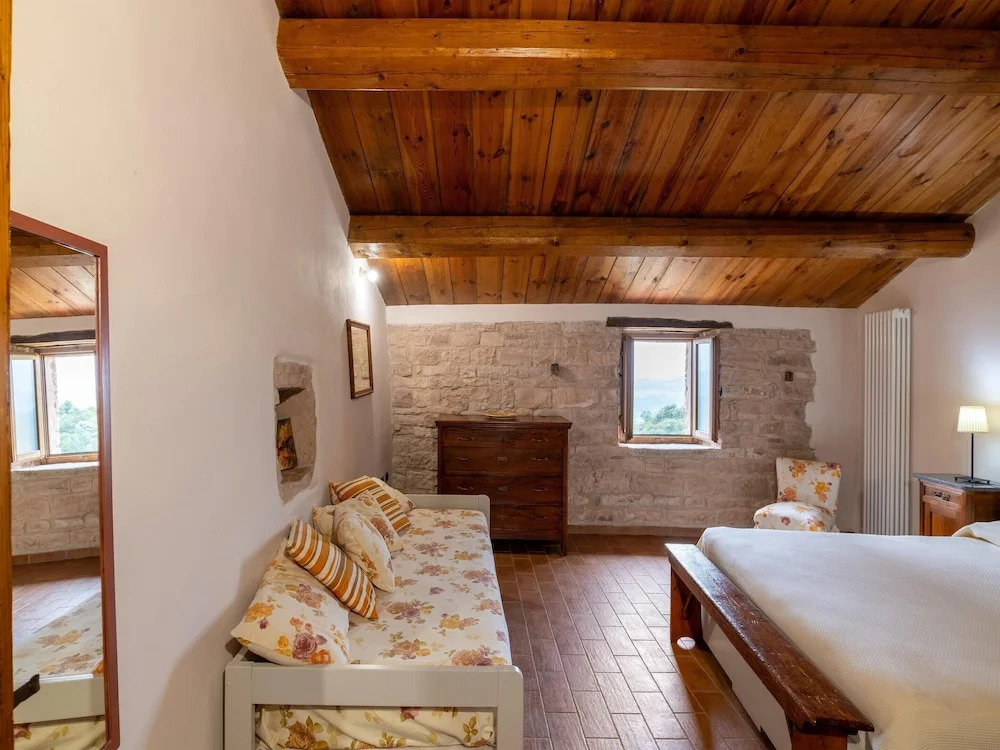 Graceful Holiday Home in Acqualagna With Swimming Pool