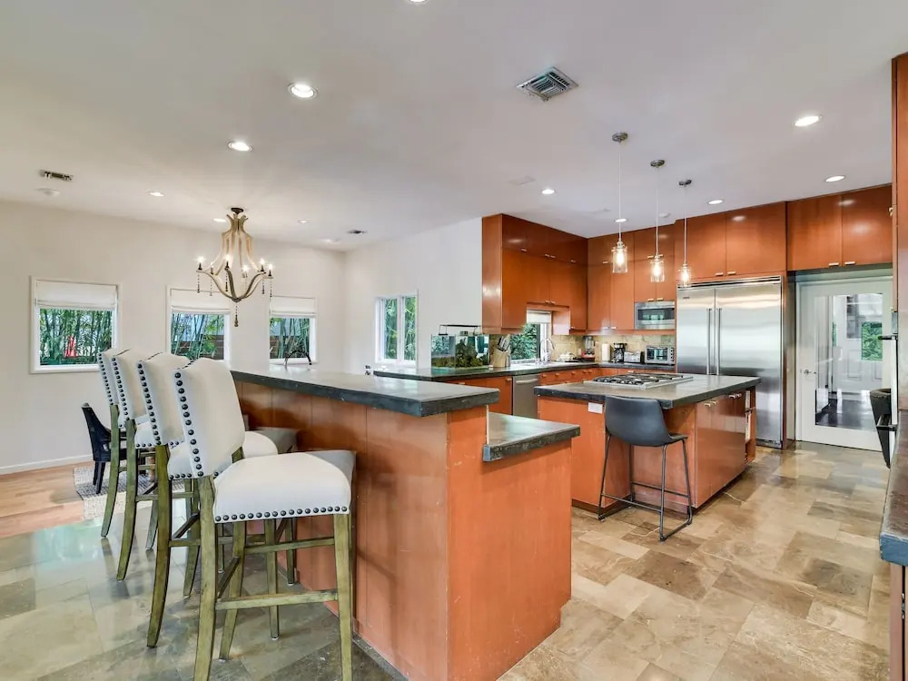 The Above Lake Austin Premiere 8 Bedroom Estate