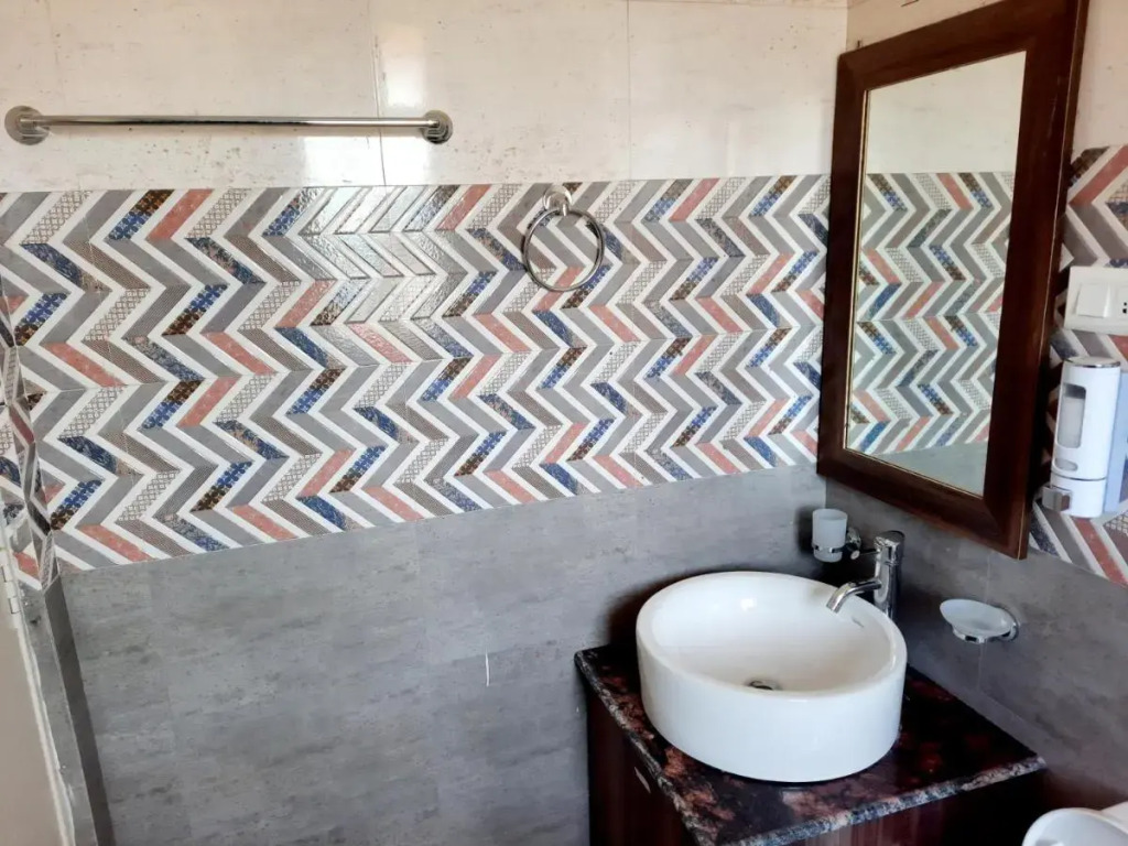 Hotel Dev Chhaya