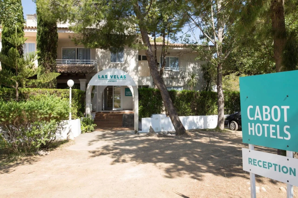 Cabot Las Velas Apartments