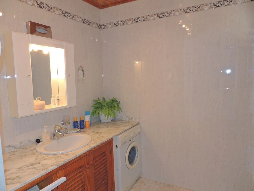 Charming Villa With Private Pool and air Conditioning, Near the Beach