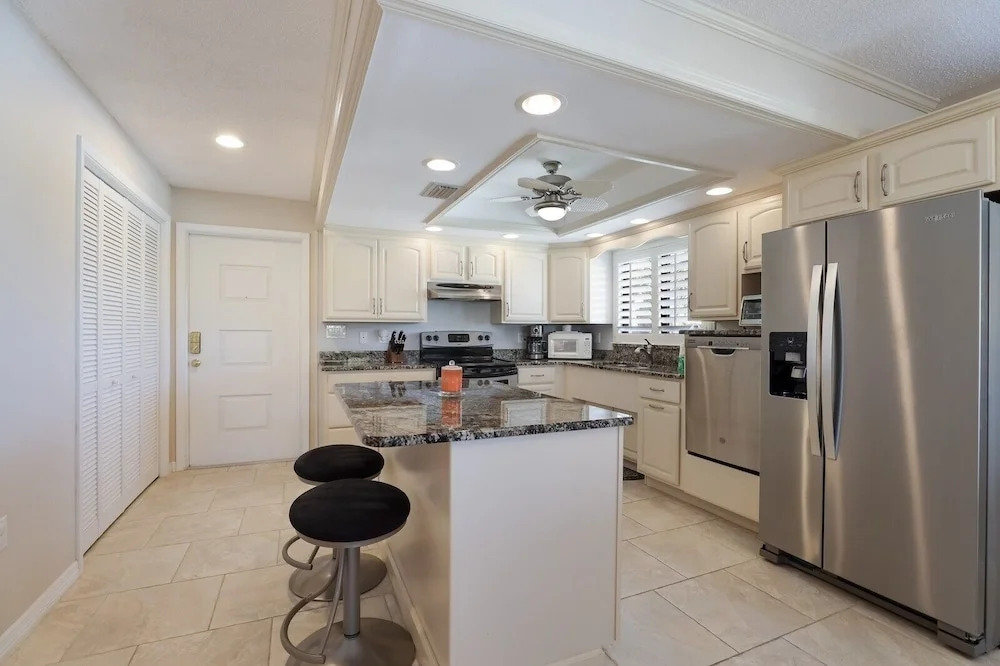 Westbay Point Moorings 26 2 Bedrooms 2 Bathrooms Condo