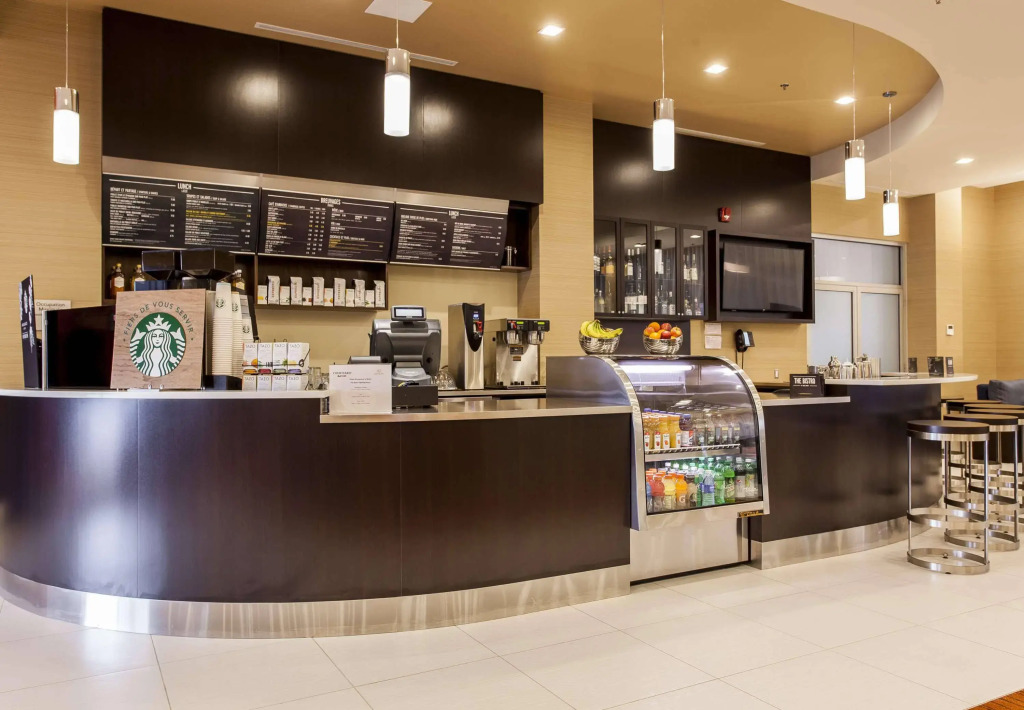 Courtyard by Marriott Montreal West Island/Baie D’Urfe
