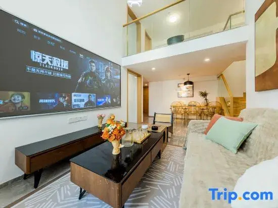 Yingfu Apartment (Guangzhou Yangang Subway Station Xinghui Haizhuwan Branch)