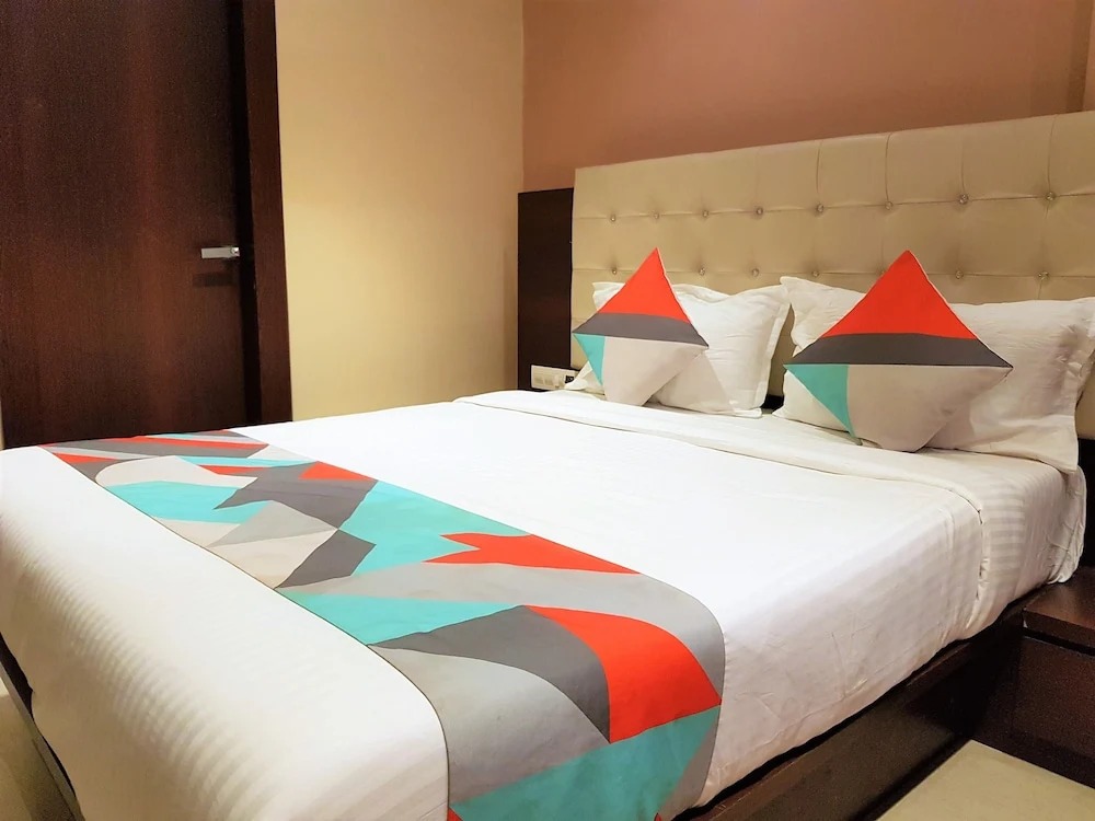 Hexa Malad Suite