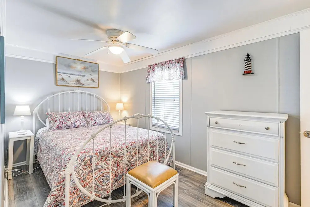 1/2 Mi to Ocean: Surfside Beach Resort Home
