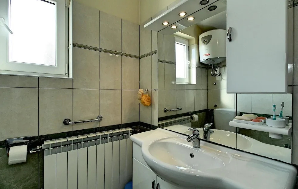 Awesome Home in Porec With Wifi and 3 Bedrooms