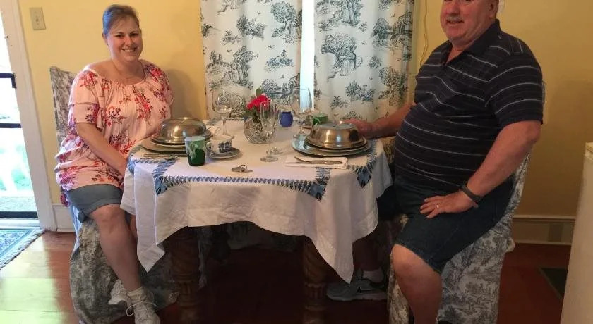 Magnolia Cottage Bed and Breakfast