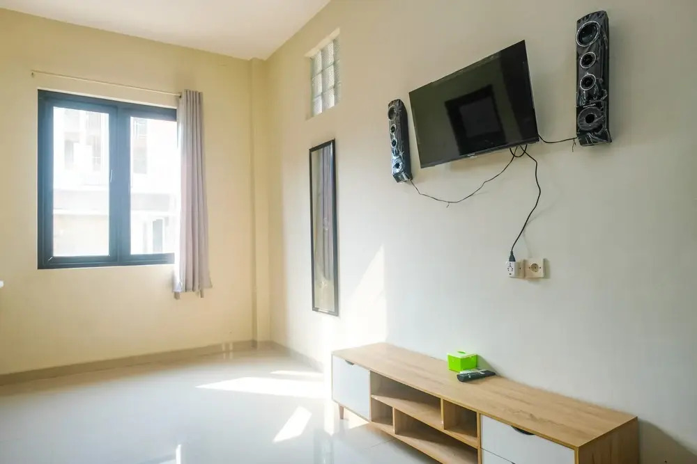 RedDoorz near Malang Creative Center